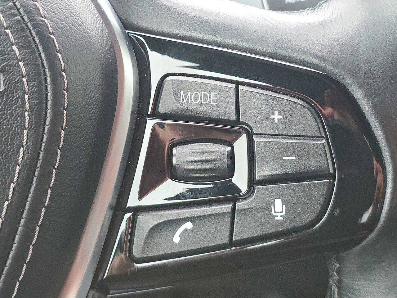 2017 BMW 5 Series 530i xDrive AWD 4dr Sedan