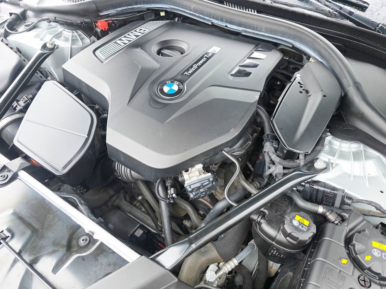 2017 BMW 5 Series 530i xDrive AWD 4dr Sedan