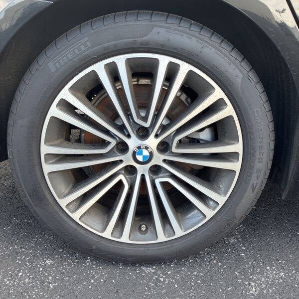 2018 BMW 5 Series 530i xDrive AWD 4dr Sedan