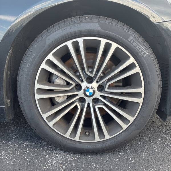 2018 BMW 5 Series 530i xDrive AWD 4dr Sedan