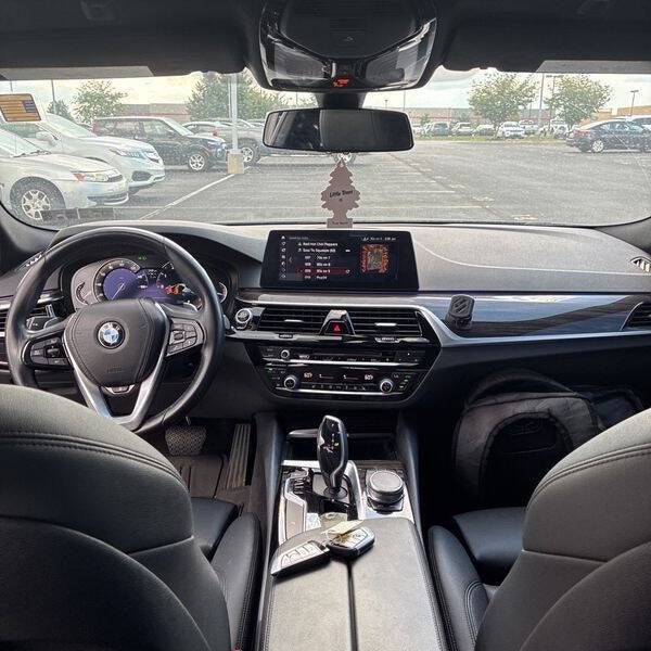 2018 BMW 5 Series 530i xDrive AWD 4dr Sedan