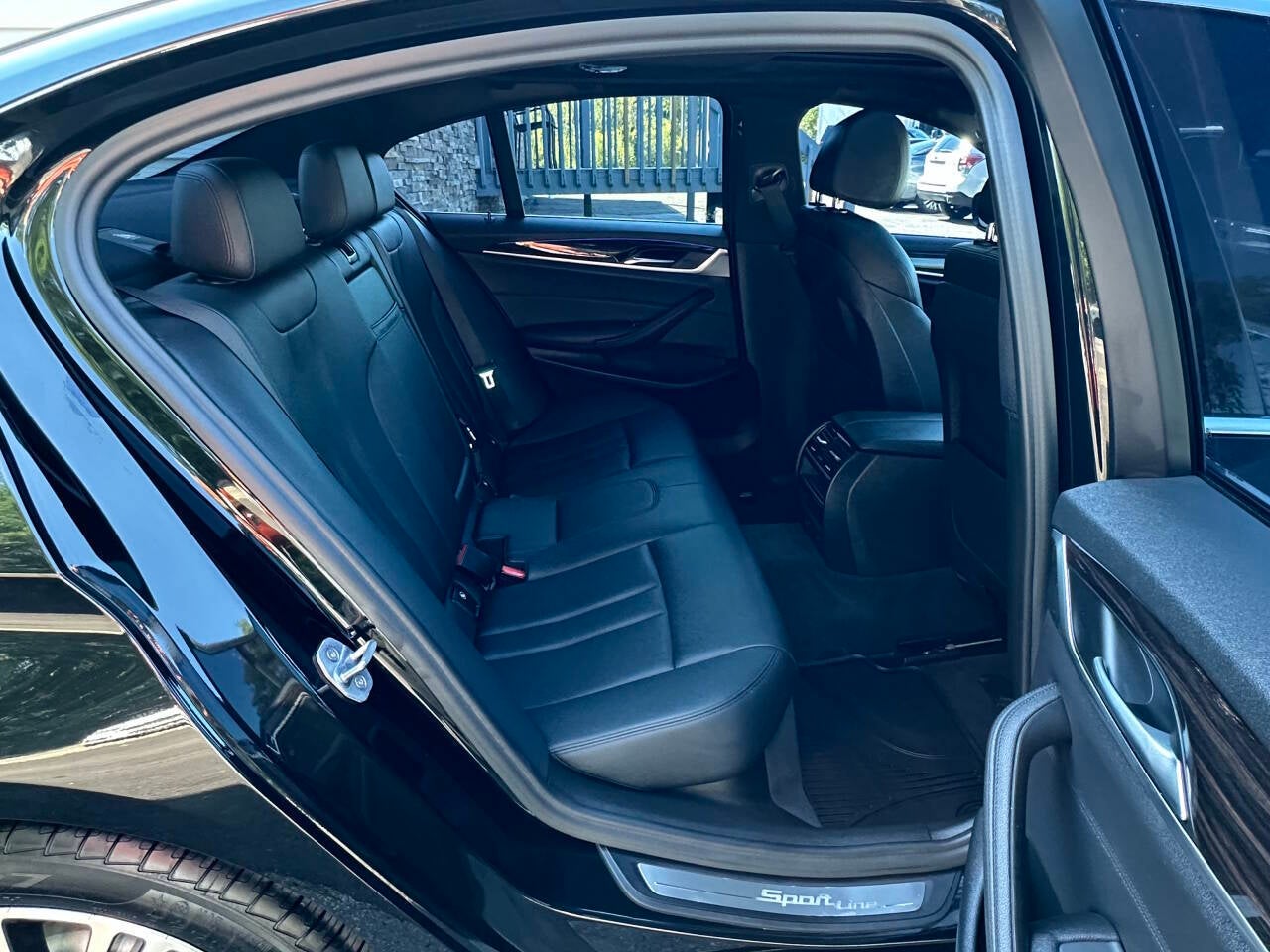2018 BMW 5 Series 530i xDrive AWD 4dr Sedan