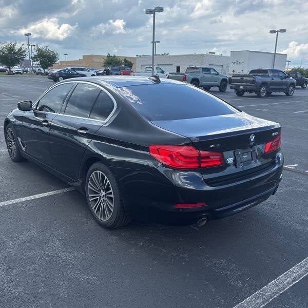 2018 BMW 5 Series 530i xDrive AWD 4dr Sedan