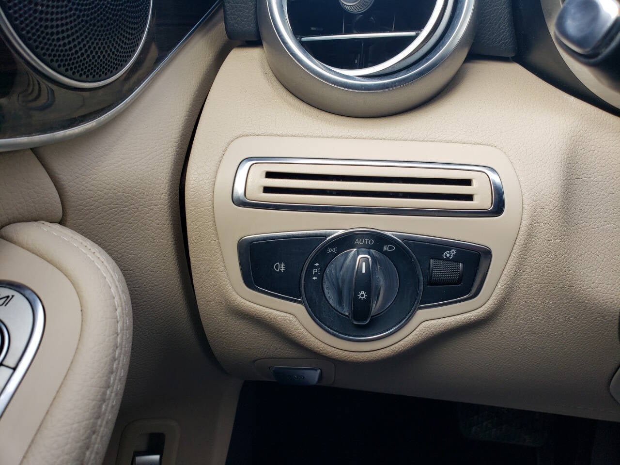 2018 Mercedes-Benz C-Class C 300 4MATIC® AWD 4dr Sedan