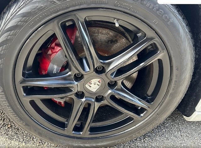 2013 Porsche Panamera 4 AWD 4dr Sedan