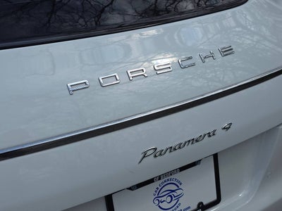 2013 Porsche Panamera 4 AWD 4dr Sedan