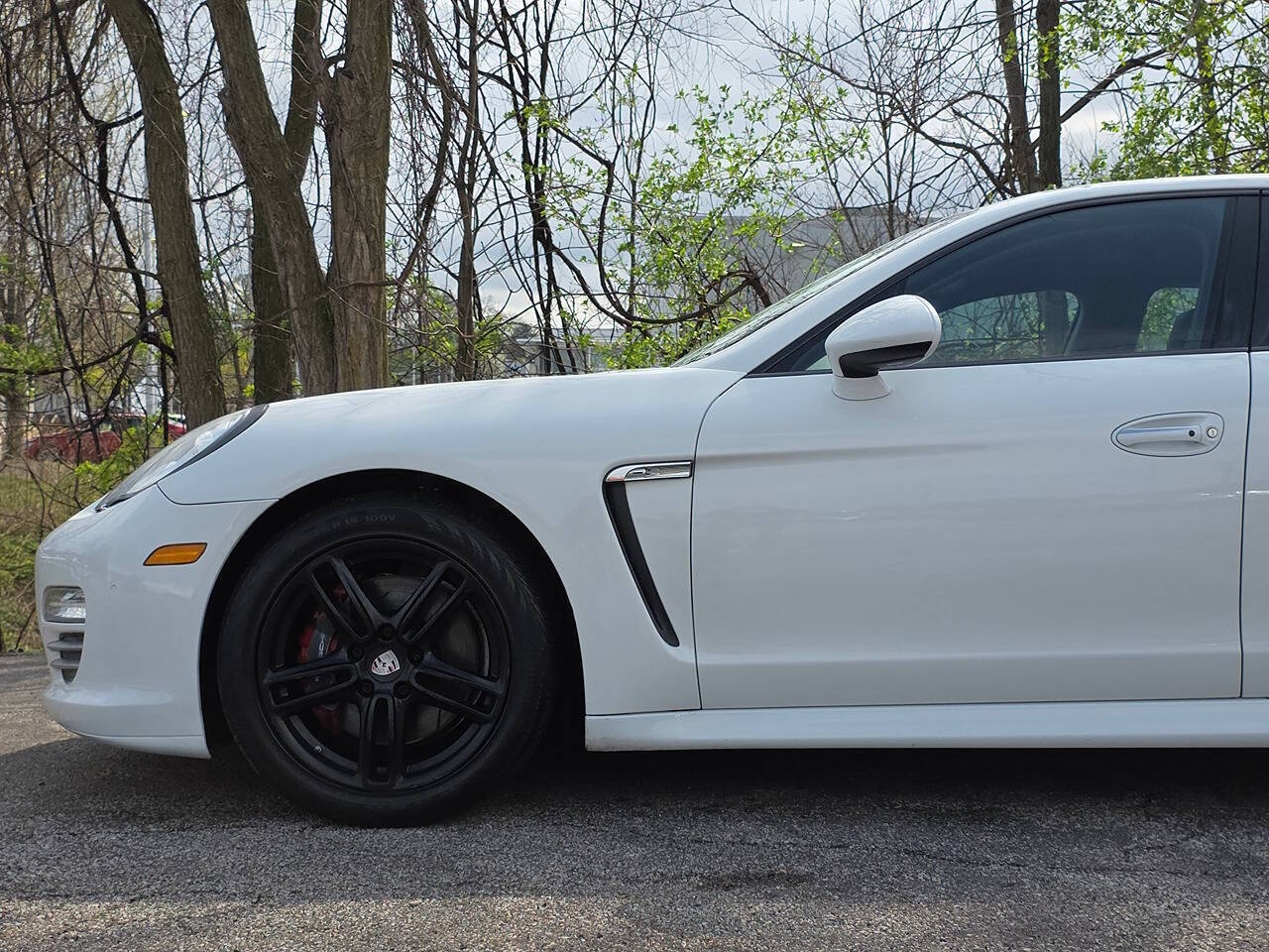 2013 Porsche Panamera 4 AWD 4dr Sedan