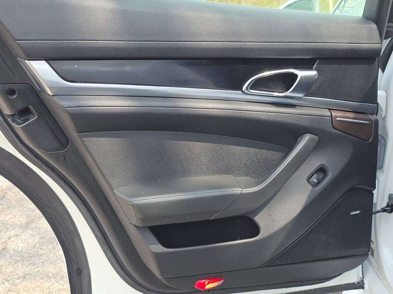 2013 Porsche Panamera 4 AWD 4dr Sedan