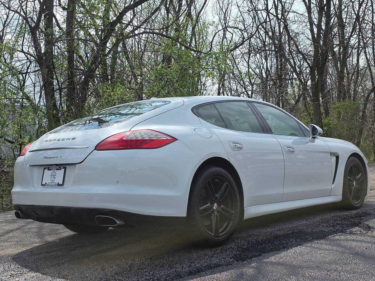 2013 Porsche Panamera 4 AWD 4dr Sedan