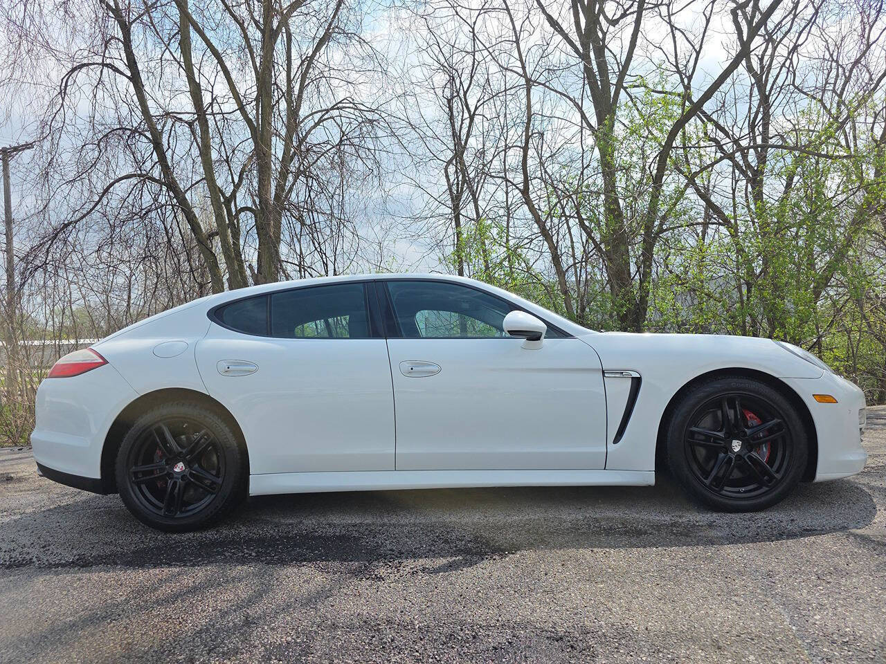 2013 Porsche Panamera 4 AWD 4dr Sedan