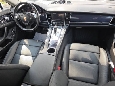 2013 Porsche Panamera 4 AWD 4dr Sedan