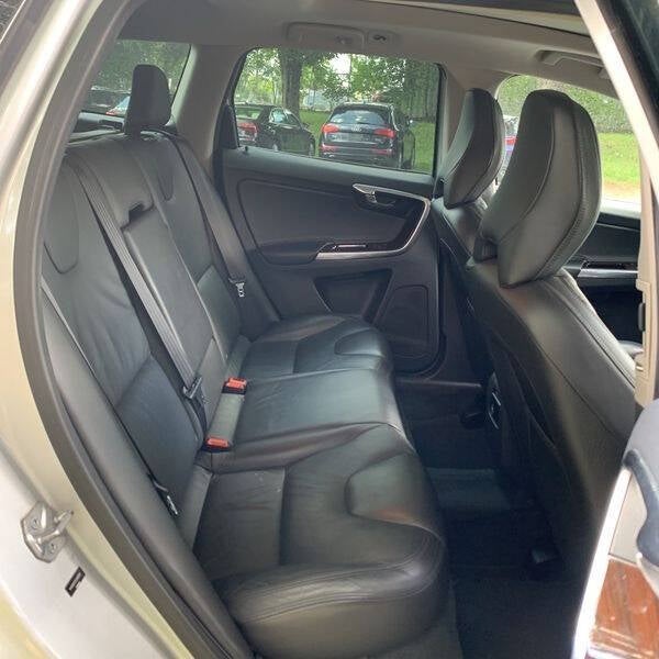 2014 Volvo XC60 T6 Premier Plus AWD 4dr SUV