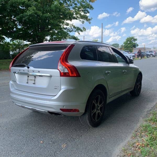 2014 Volvo XC60 T6 Premier Plus AWD 4dr SUV