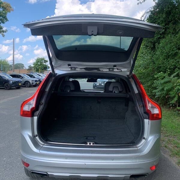 2014 Volvo XC60 T6 Premier Plus AWD 4dr SUV