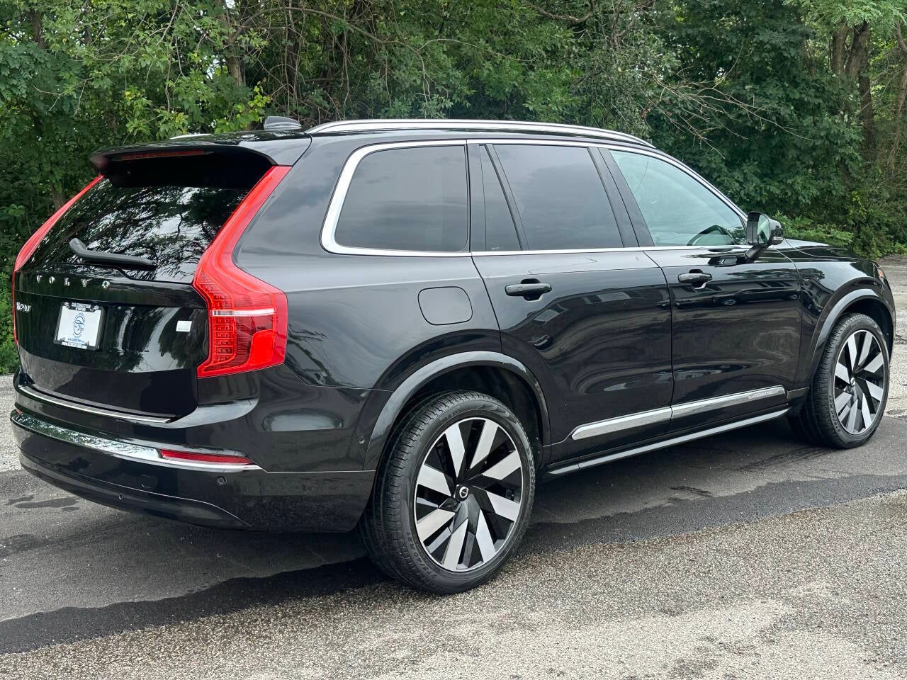 2023 Volvo XC90 Recharge T8 Ultimate Bright Theme 6P eAWD 6 Passenger 4dr SUV