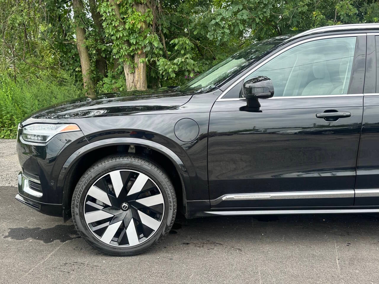 2023 Volvo XC90 Recharge T8 Ultimate Bright Theme 6P eAWD 6 Passenger 4dr SUV
