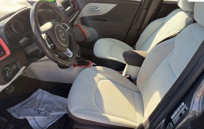 2017 Jeep Renegade Latitude 4x4 4dr SUV