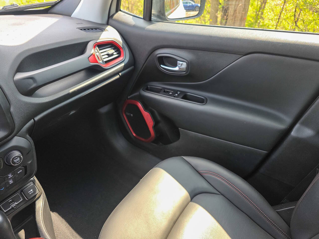 2021 Jeep Renegade Trailhawk 4x4 4dr SUV