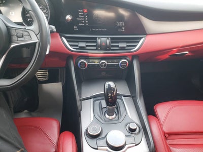 2017 Alfa Romeo Giulia Ti AWD 4dr Sedan