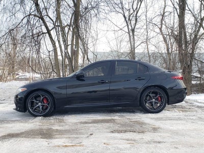 2017 Alfa Romeo Giulia Ti AWD 4dr Sedan