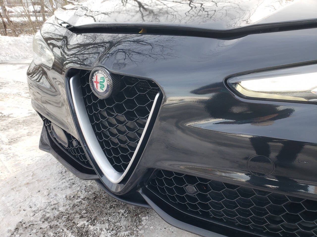 2017 Alfa Romeo Giulia Ti AWD 4dr Sedan