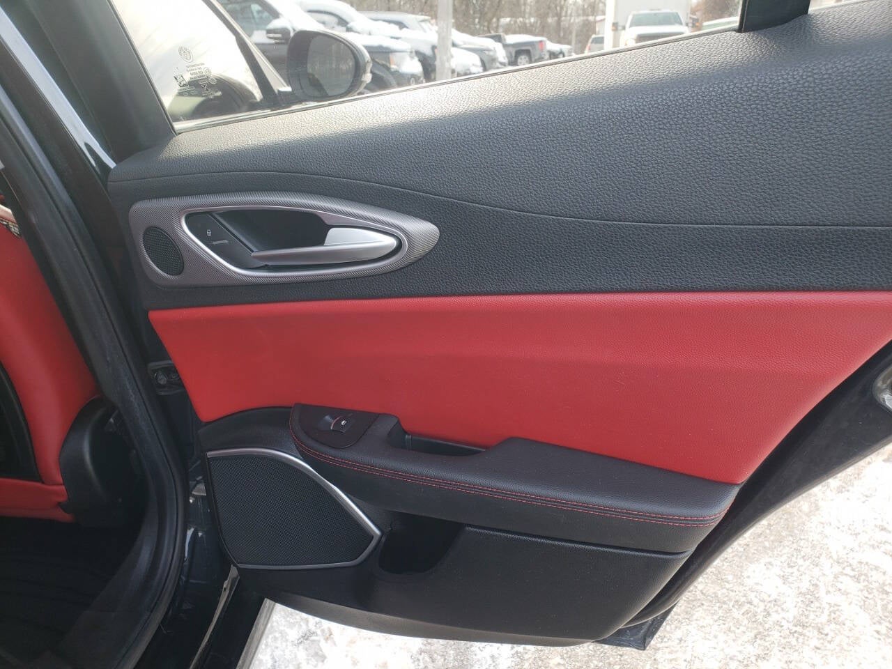 2017 Alfa Romeo Giulia Ti AWD 4dr Sedan