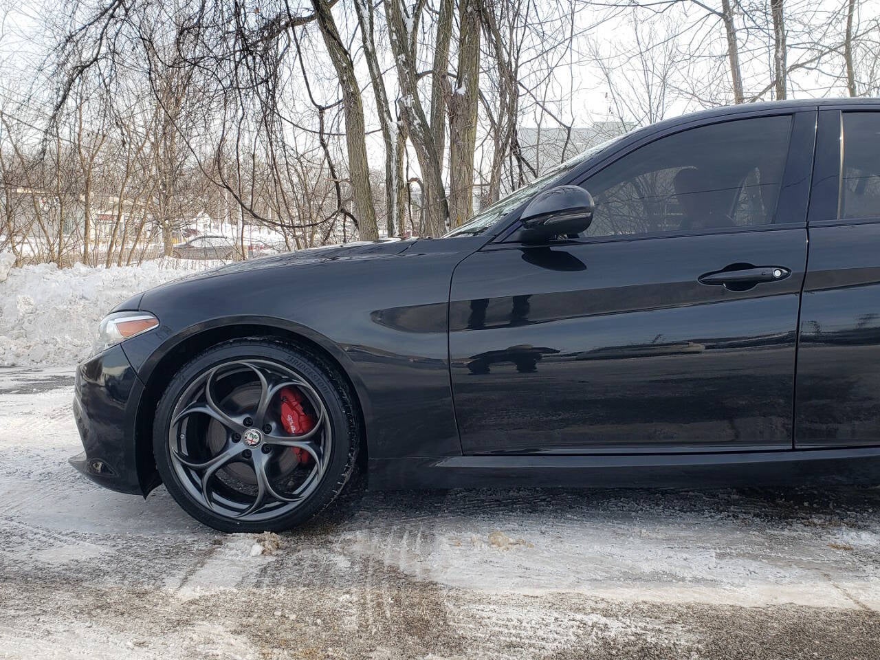 2017 Alfa Romeo Giulia Ti AWD 4dr Sedan