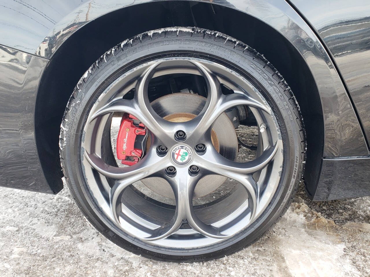 2017 Alfa Romeo Giulia Ti AWD 4dr Sedan