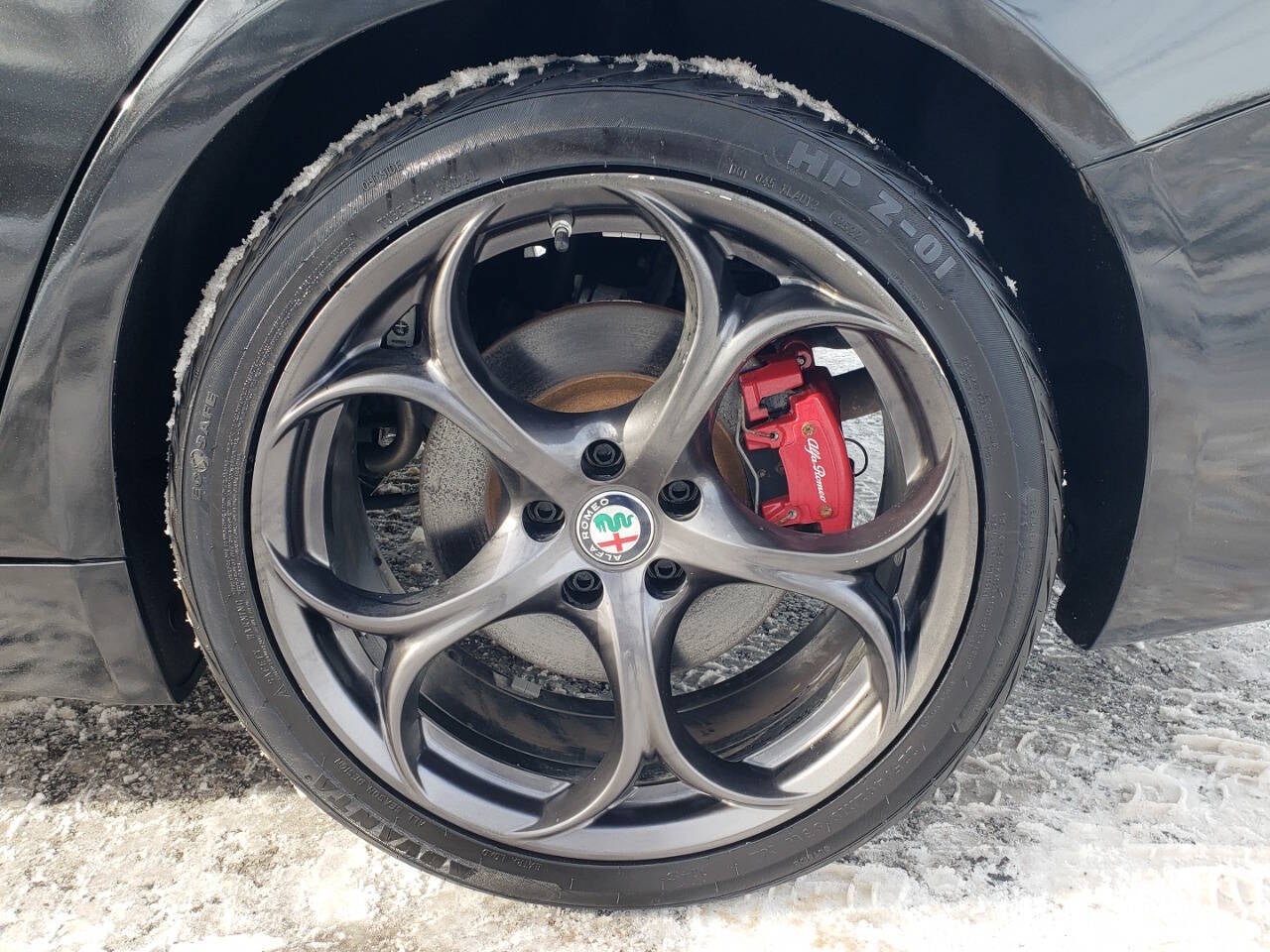 2017 Alfa Romeo Giulia Ti AWD 4dr Sedan