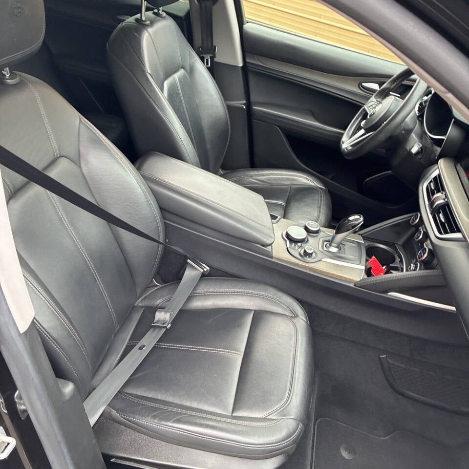 2018 Alfa Romeo Stelvio Ti AWD 4dr Crossover