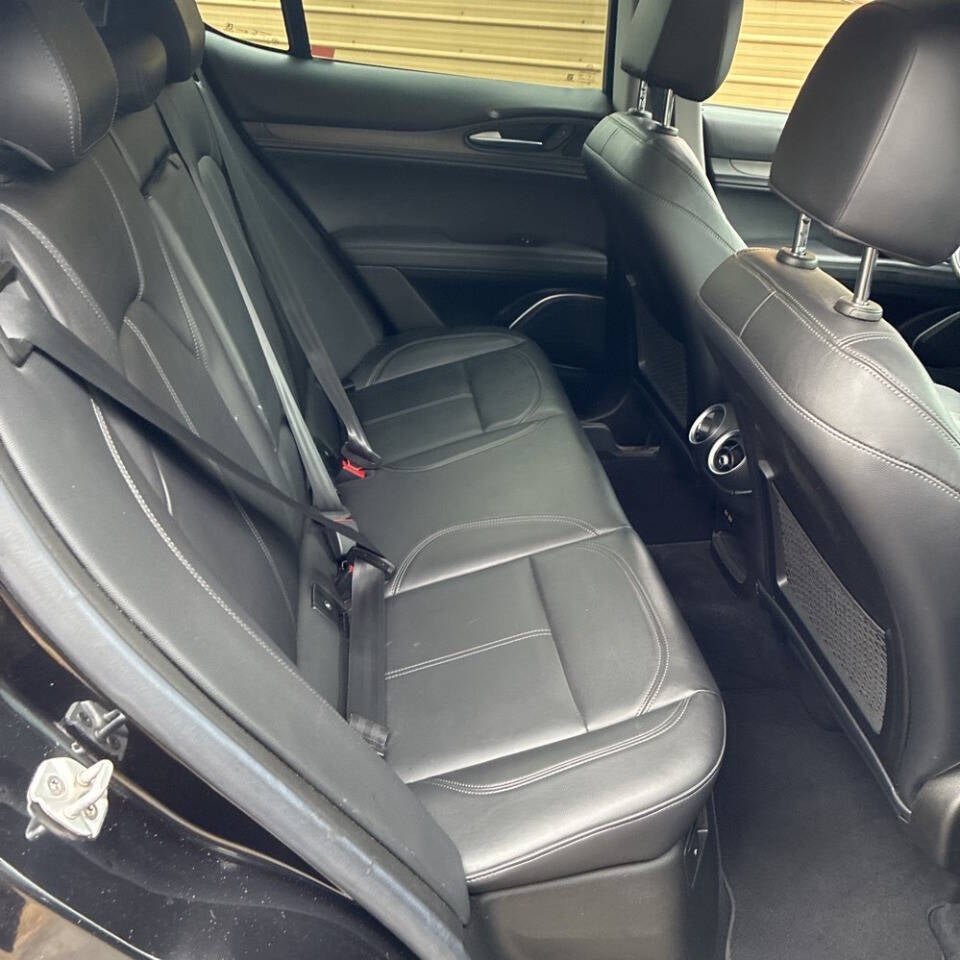 2018 Alfa Romeo Stelvio Ti AWD 4dr Crossover