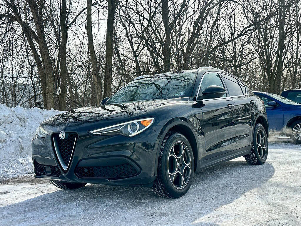 2018 Alfa Romeo Stelvio Ti AWD 4dr Crossover