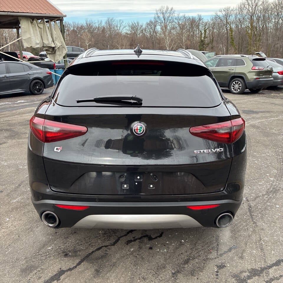 2018 Alfa Romeo Stelvio Ti AWD 4dr Crossover