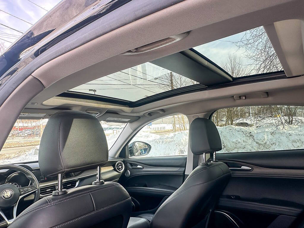 2018 Alfa Romeo Stelvio Ti AWD 4dr Crossover