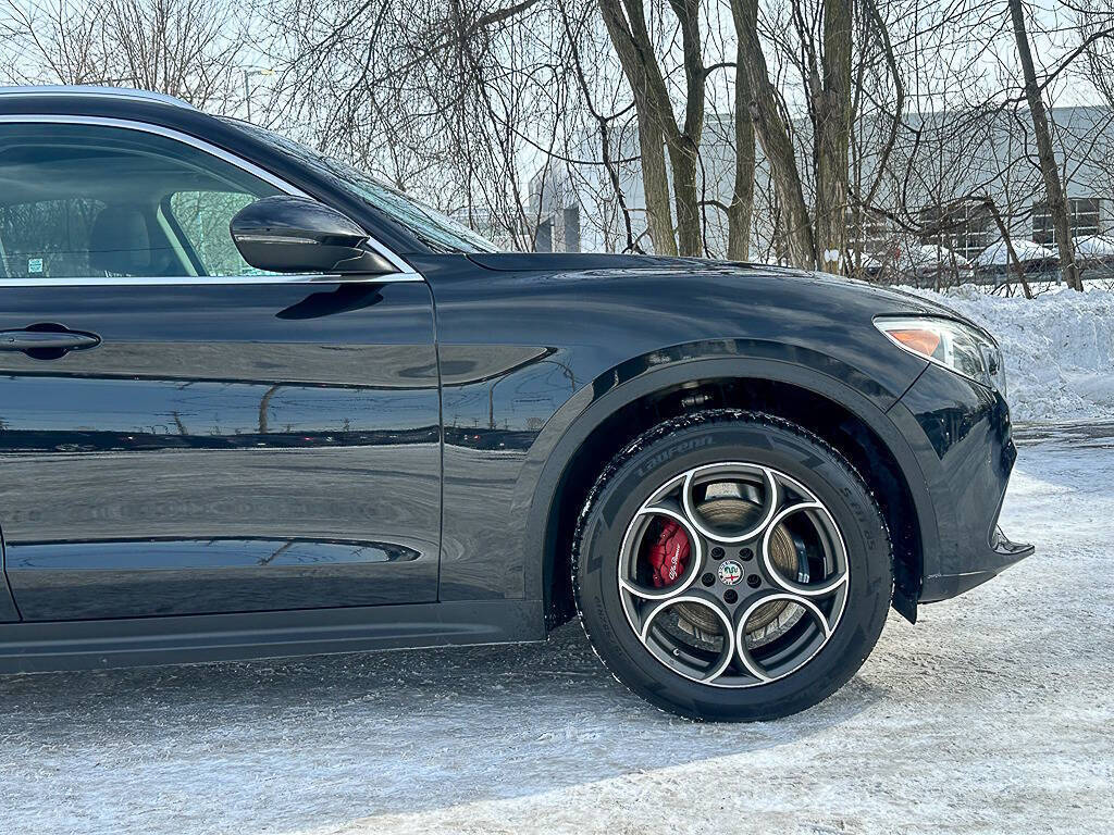 2018 Alfa Romeo Stelvio Ti AWD 4dr Crossover